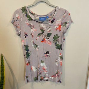 Vera Wang Short Sleeve Top